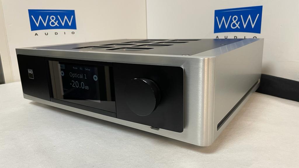 NAD M-12