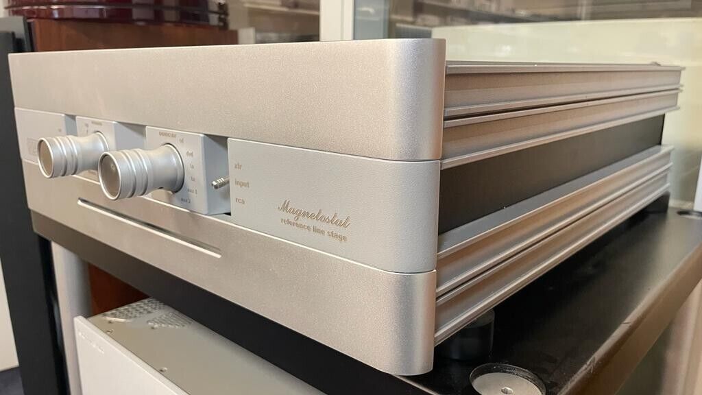 NAT Audio Magnetostat Silver