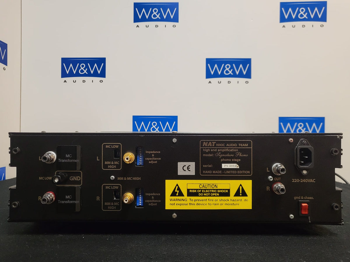 NAT Signature Phono