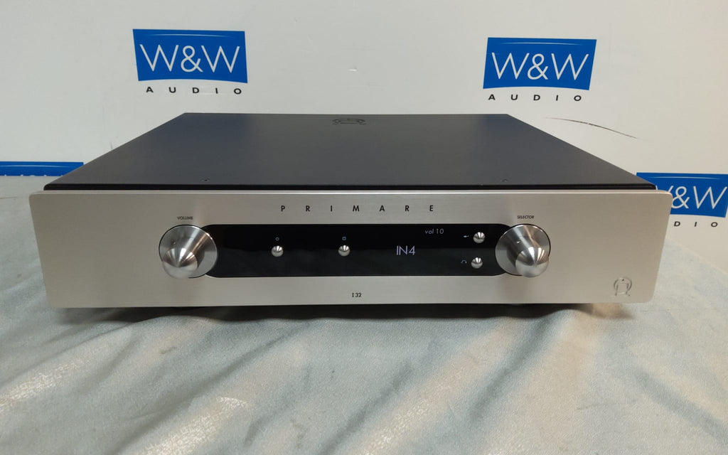 Primare i32