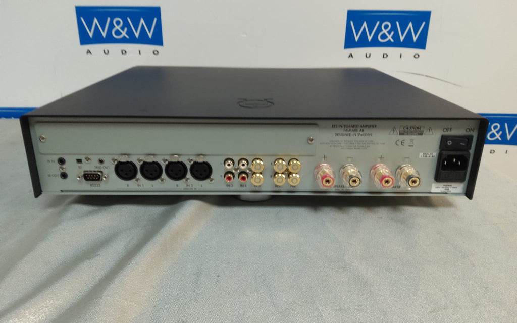 Primare i32