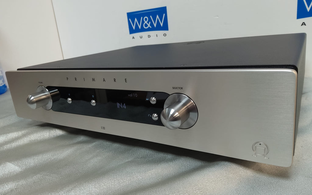 Primare i32