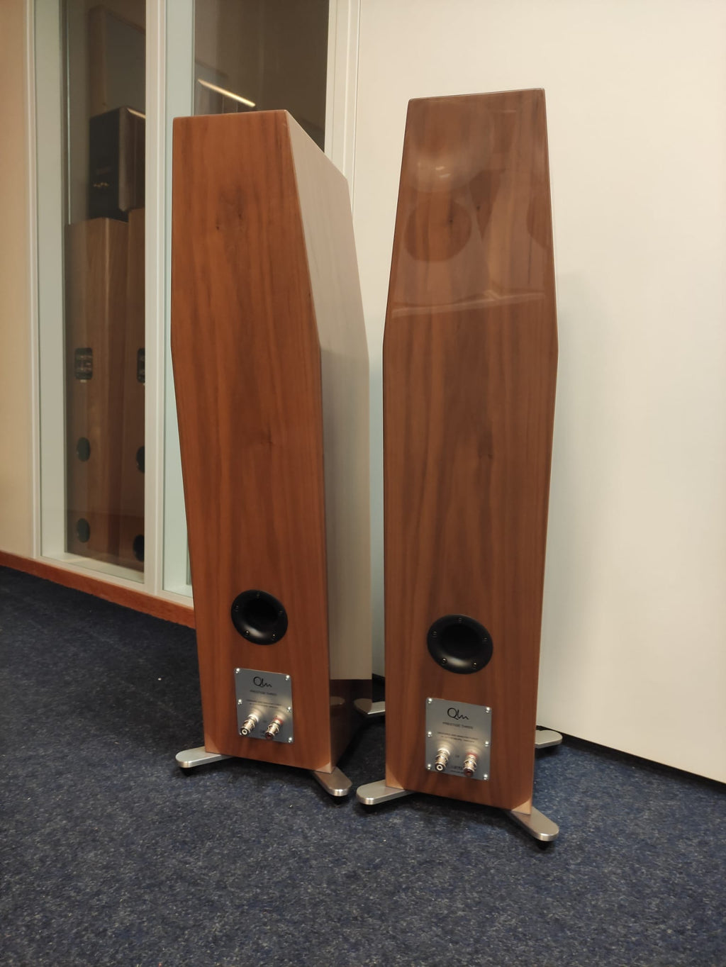 QLN Prestige Three