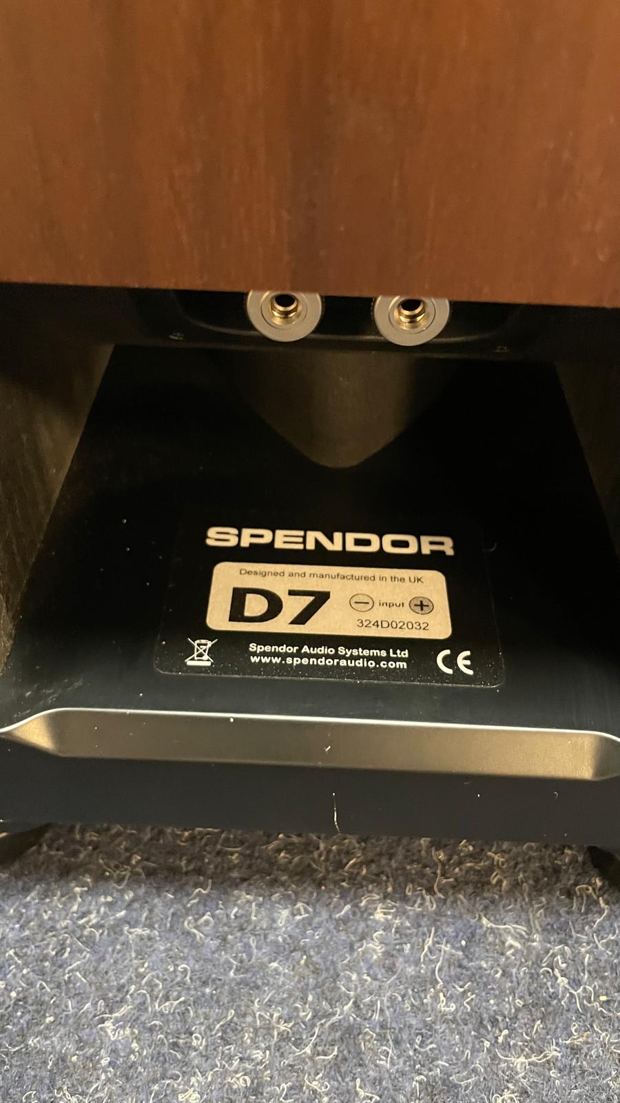 Spendor D-7