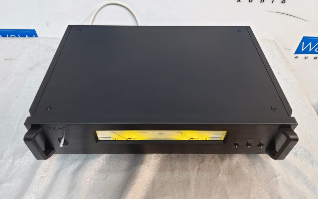 Teac AP-701
