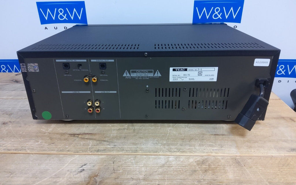 TEAC R-9