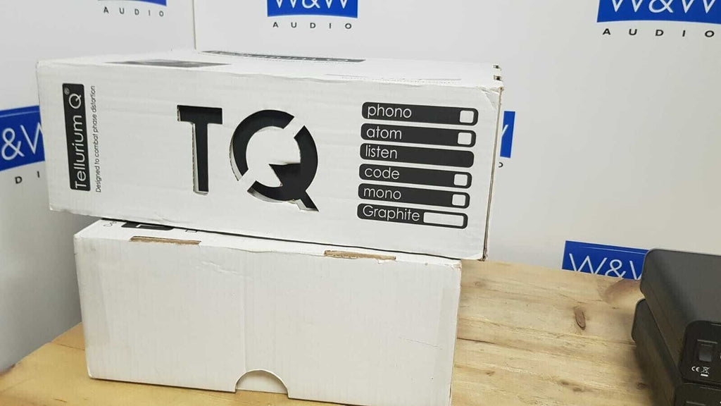 Tellurium Q Listen Pre and Atom Power Amp