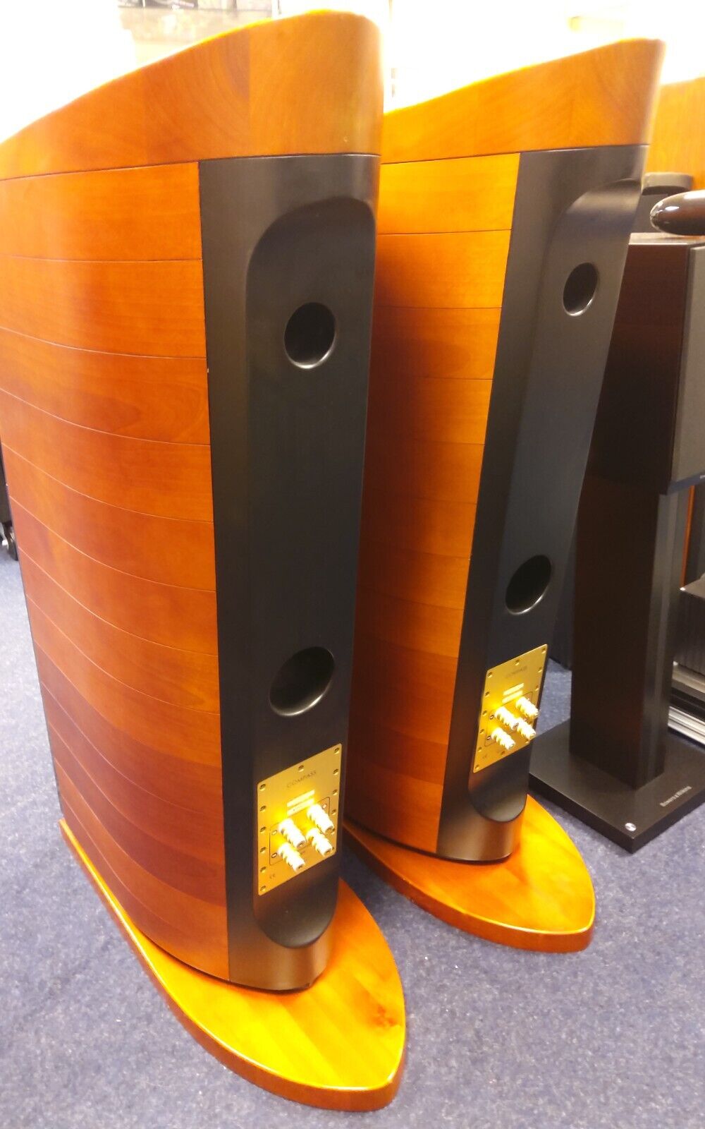 Usher Audio Dancer CP-8571