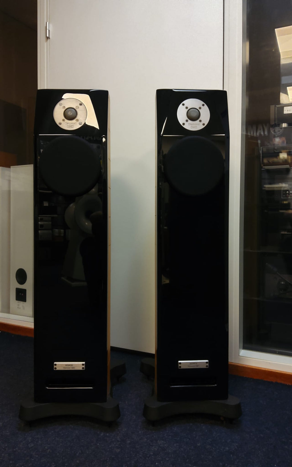 Usher Audio Dancer Mini 1 DMD