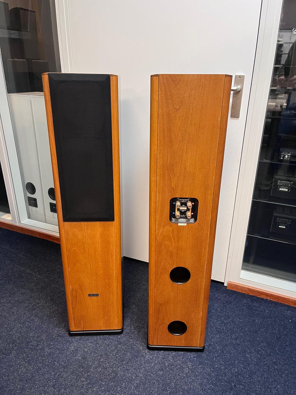 Usher M-700 mkII
