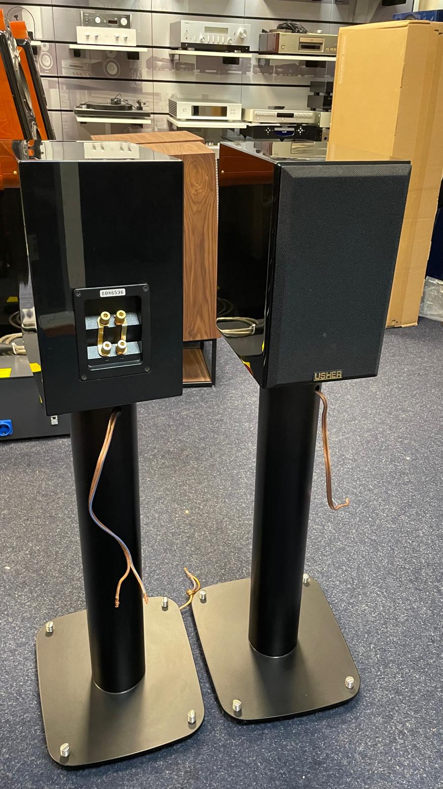 Usher S-520