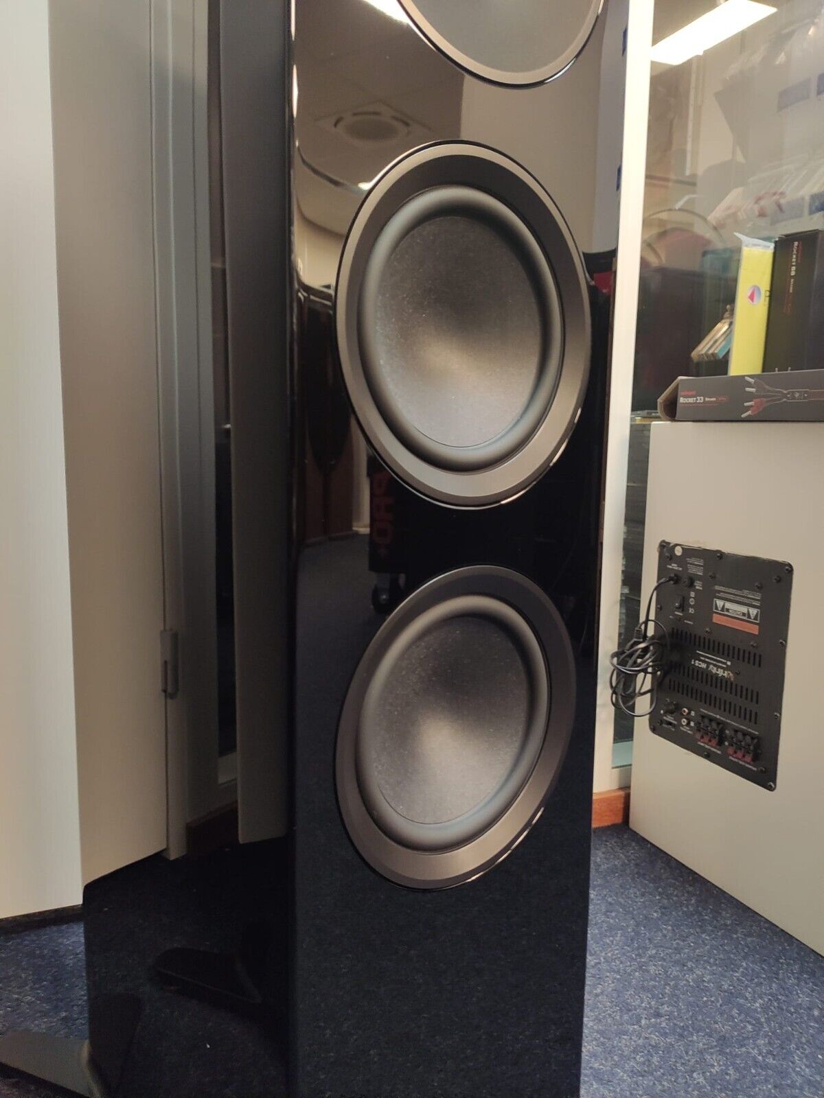 Yamaha NS-2000A