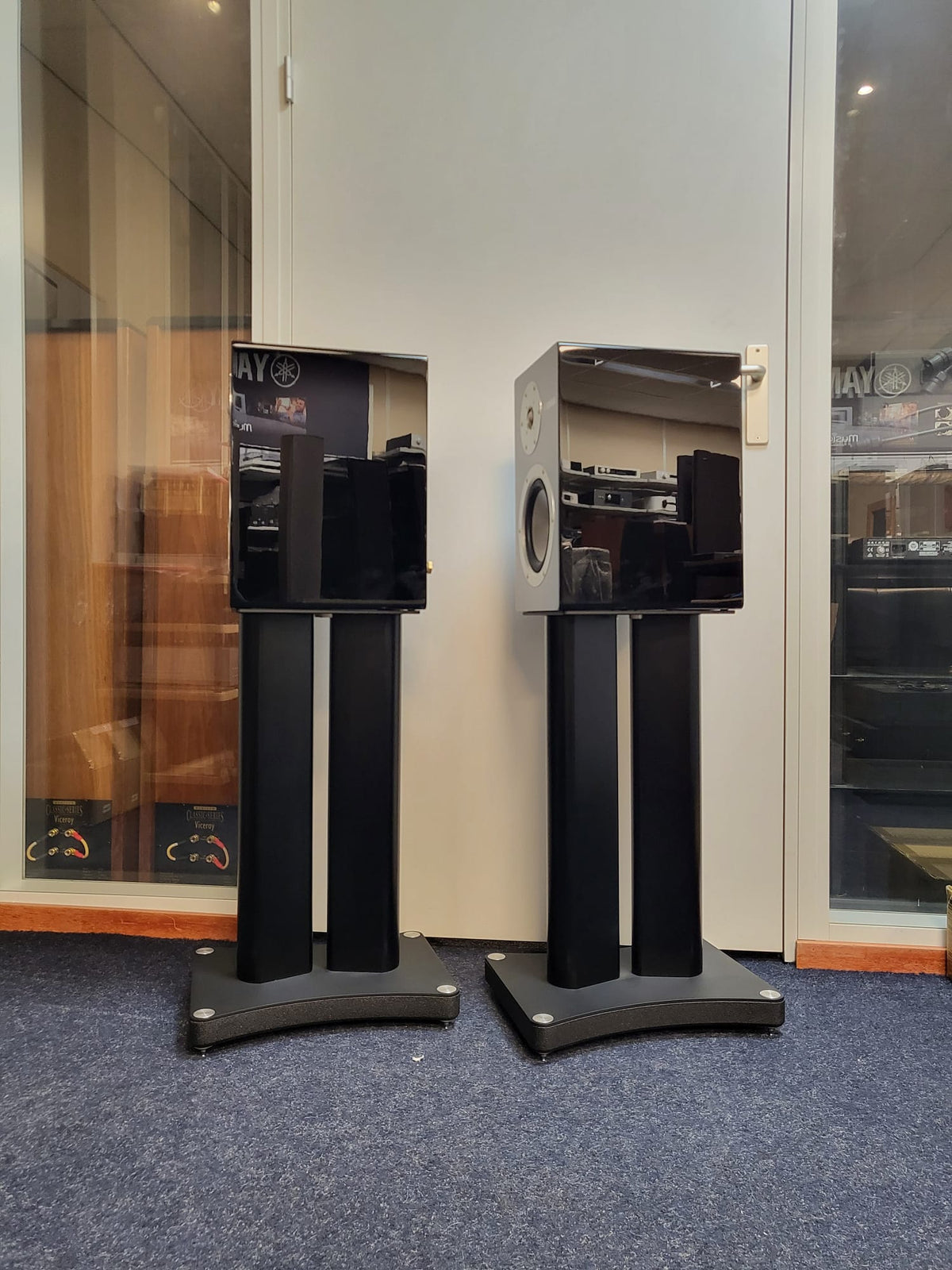 Yamaha NS-3000
